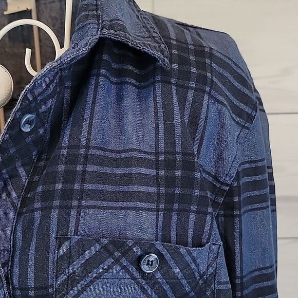 Adam Levine blue plaid button-down shirt Women's Size L - Picture 4 of 10
